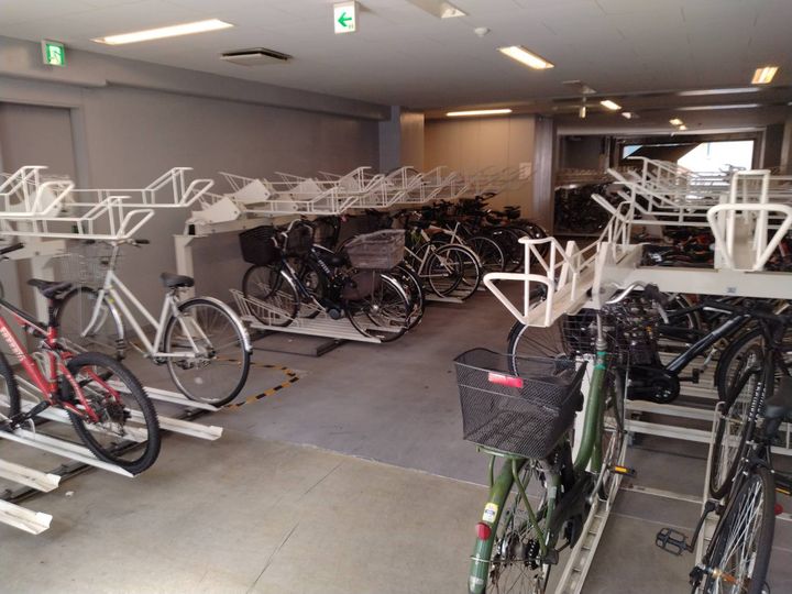 ファーストリアルタワー 新宿の地図