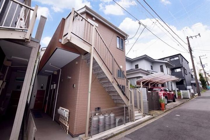 神奈川県横浜市神奈川区松見町2(アパート)の賃貸物件の地図