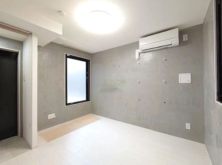 COCOCUBE新御徒町Westの居間