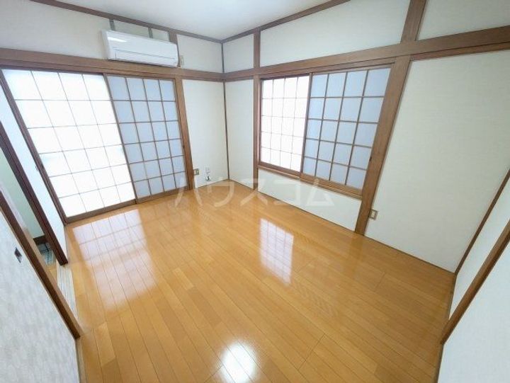 東京都大田区石川町2(一戸建)の賃貸物件の居間