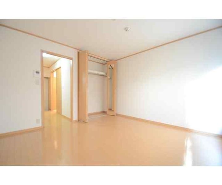 神奈川県横浜市瀬谷区瀬谷4(アパート)の賃貸物件の居間