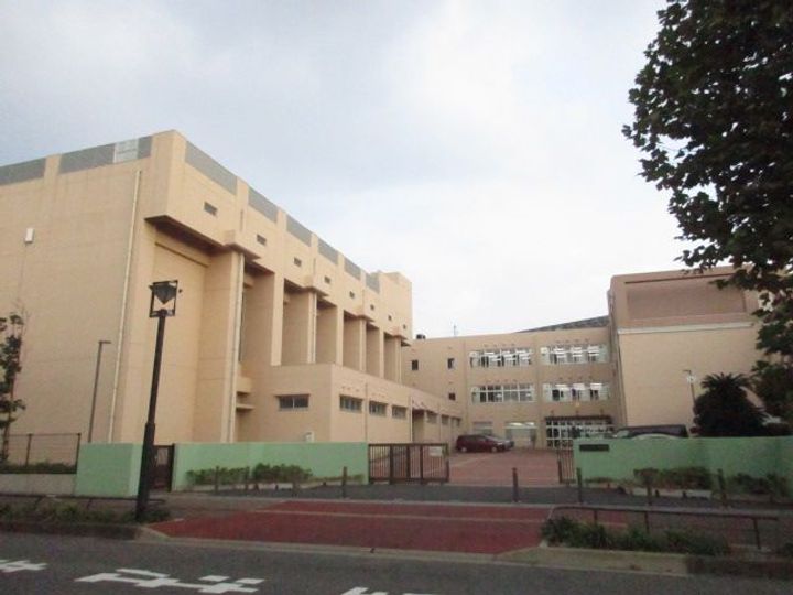サンライズ春日の周辺