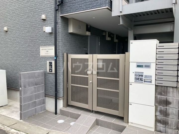 グランメゾン行徳の地図