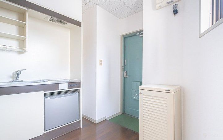 ノヴェルコートの玄関