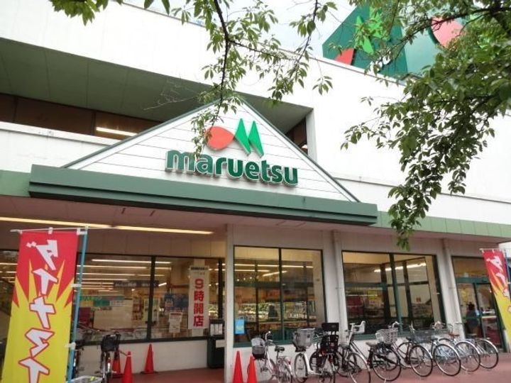 ノヴェルコートの周辺