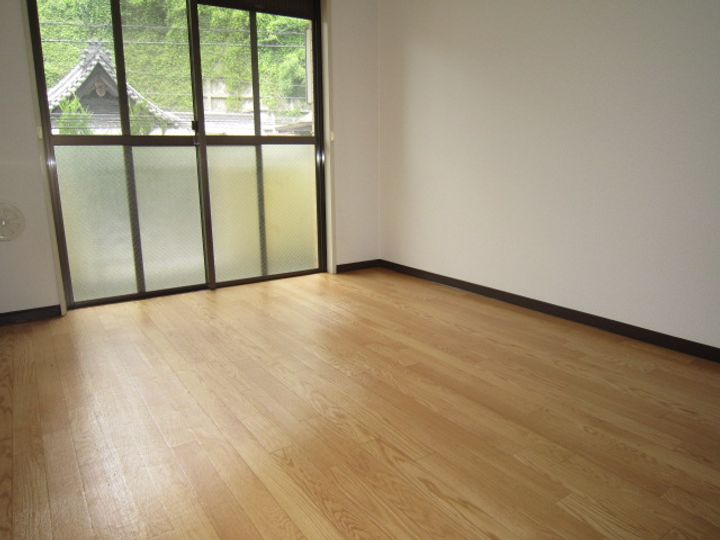 広島県広島市西区草津東3(マンション)の賃貸物件の居間