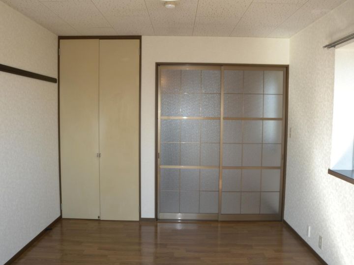 アムール青島の居間