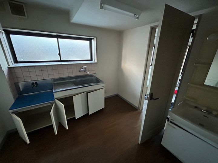 高知県南国市大そね甲(マンション)の賃貸物件のキッチン