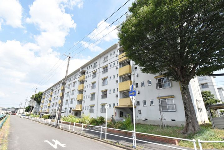 UR江南の外観