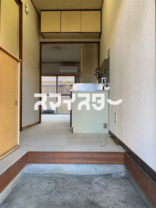 東京都武蔵村山市岸1(マンション)の賃貸物件の玄関