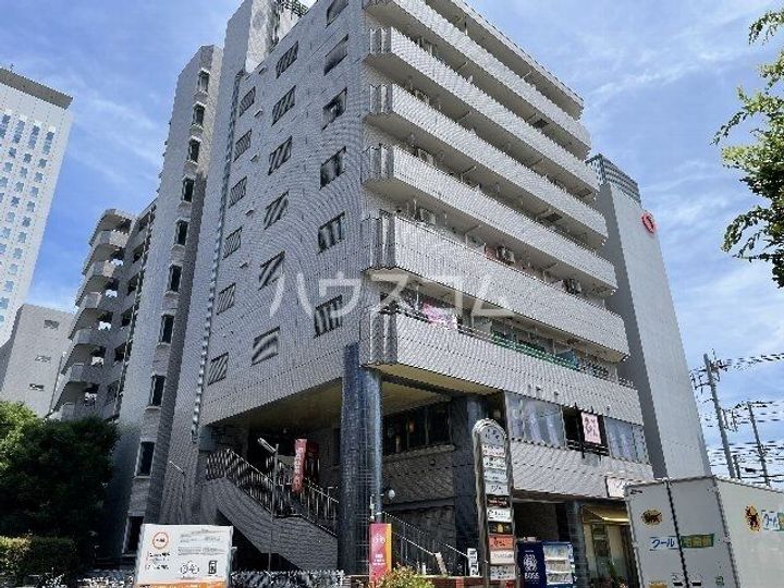 アクシア八芳の外観