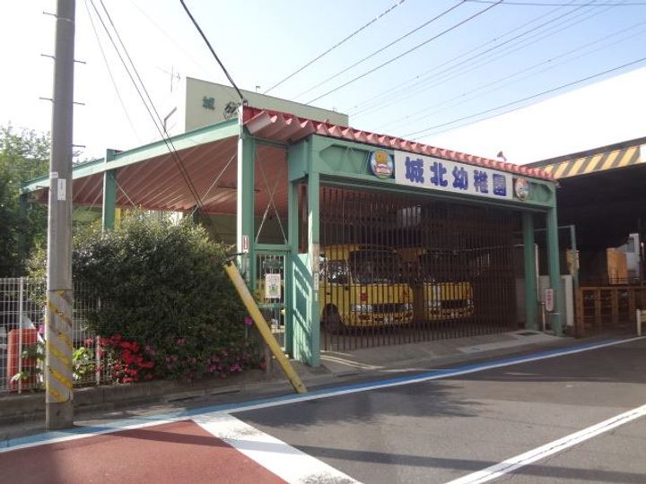 グランドゥールI&Yの周辺