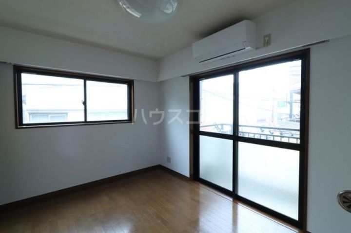 イマージュIIの内装