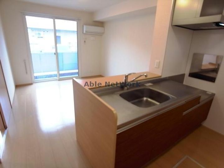 シャトーアサヒIVの居間