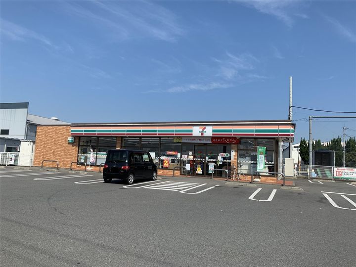 カロスクレーネの周辺