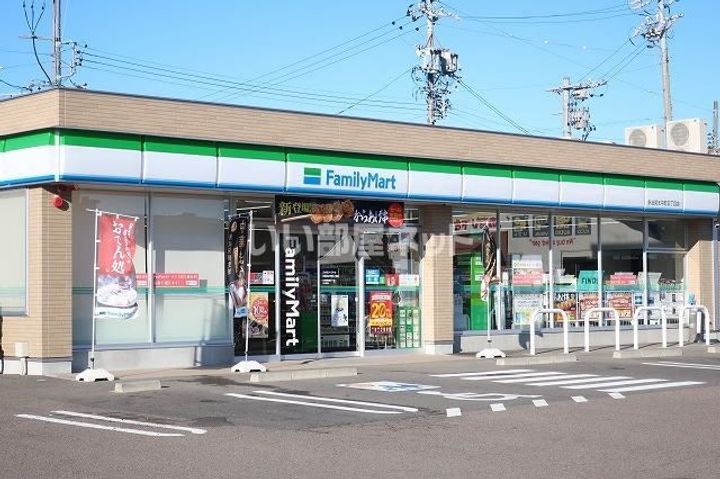 アンファミーユ西小路の周辺