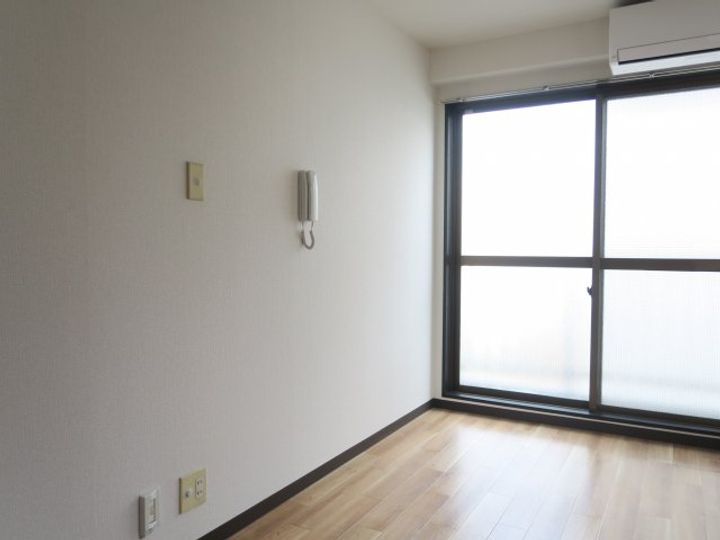 ピュアハウス大和田の居間