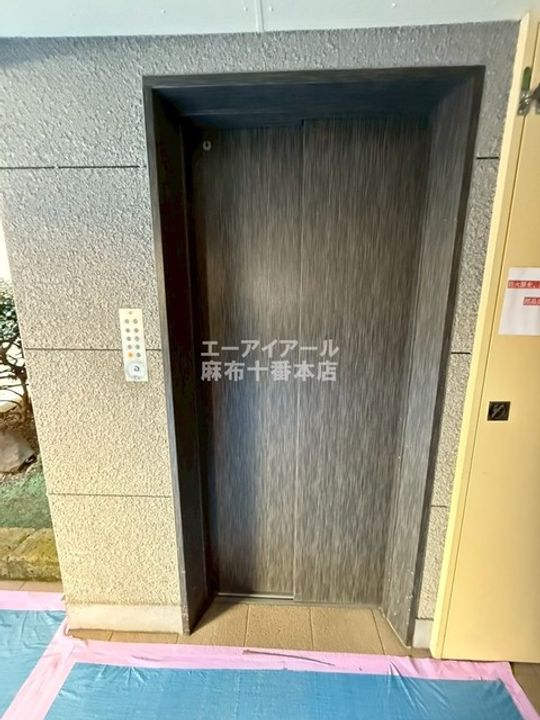 麻布コーポラスの地図