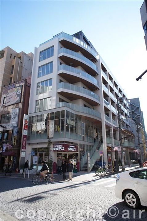 麻布コーポラスの周辺