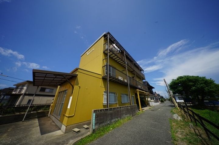 山口県下関市梶栗町5(マンション)の賃貸物件の外観