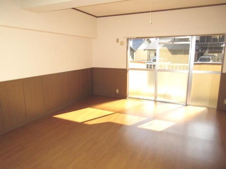 サンライズのむらの居間