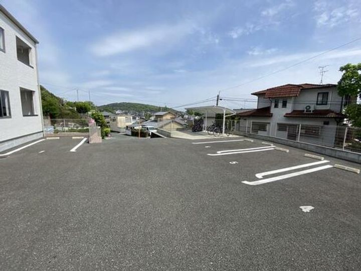 クオーレ津浦町の地図