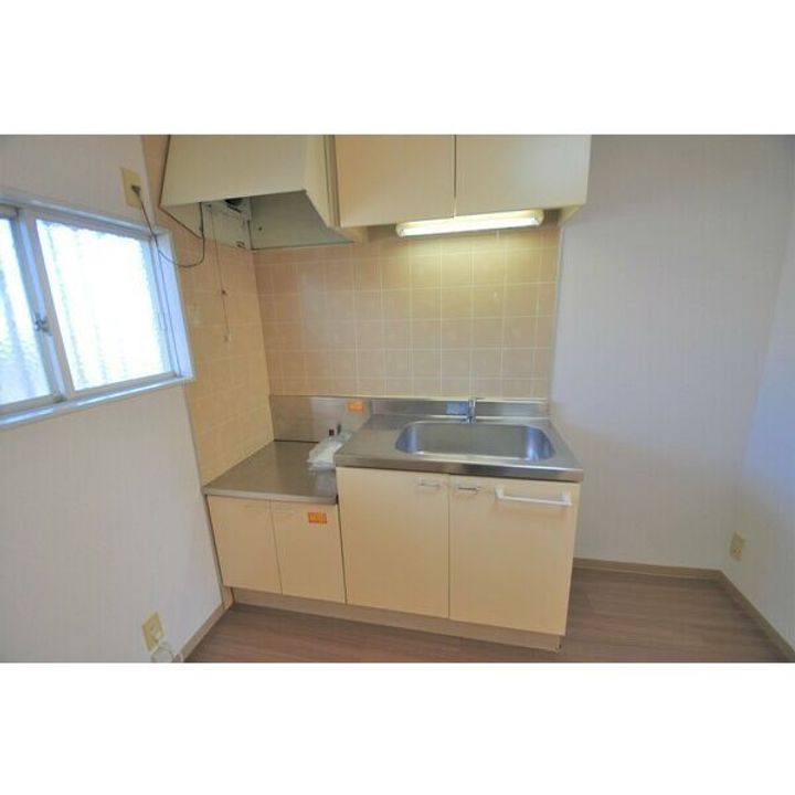 栃木県佐野市茂呂山町(アパート)の賃貸物件のキッチン