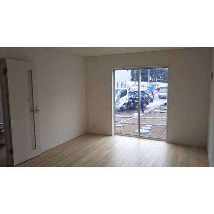 千葉県四街道市吉岡(一戸建)の賃貸物件の居間