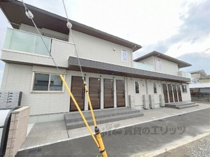 グランシャリオ京都南の外観