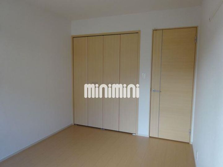 Sunnyたまがきの玄関