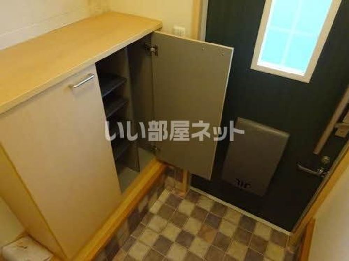 エスポワール三蔵子の玄関