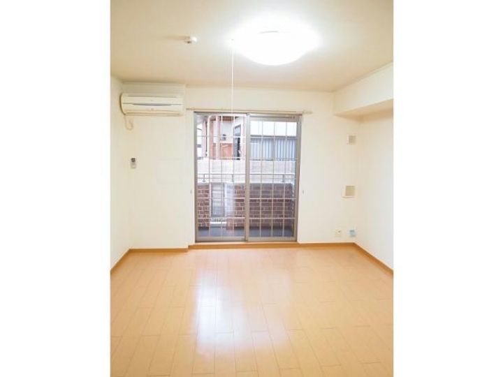 愛知県碧南市志貴崎町4(アパート)の賃貸物件の居間