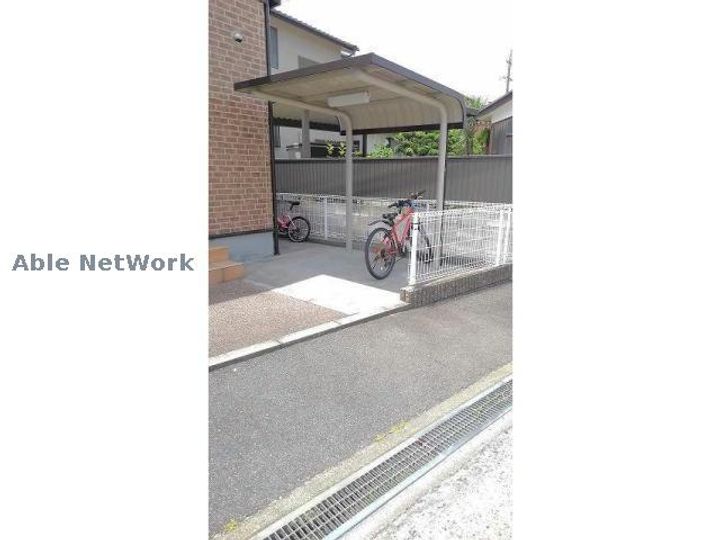 愛知県碧南市志貴崎町4(アパート)の賃貸物件の地図