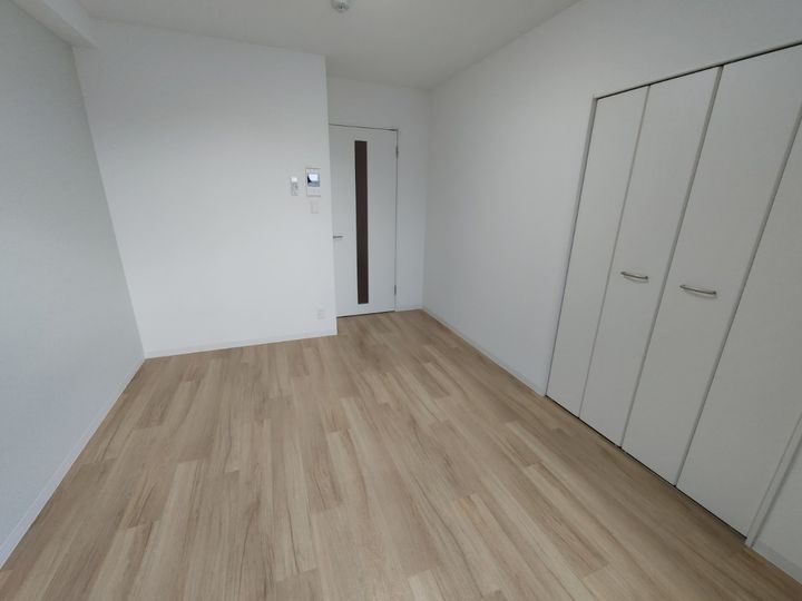 みおつくし岸里IIの居間