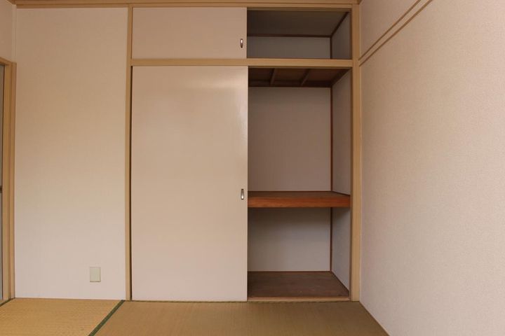 ライフ竹林の内装