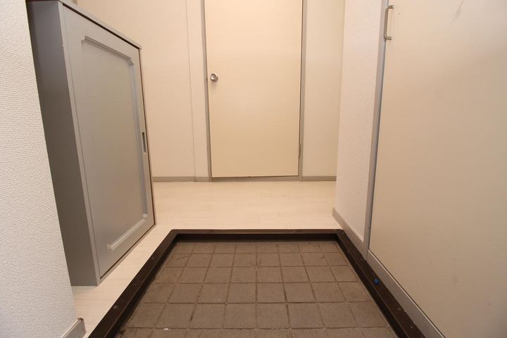 ライフ竹林の玄関