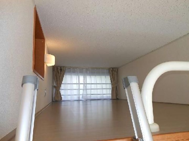 レオパレスわかくさの内装