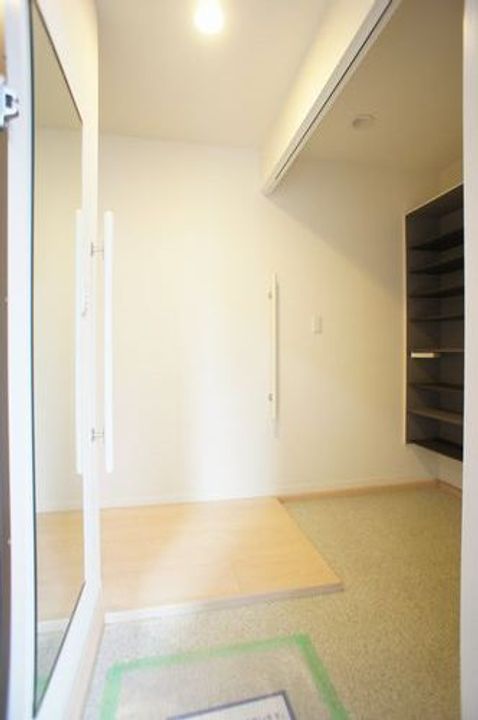 カーサ コントレの玄関