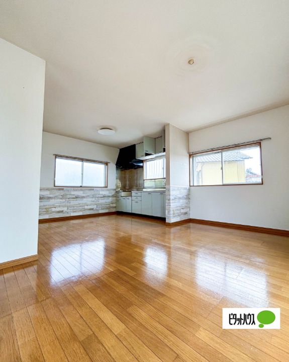 静岡県富士市比奈(一戸建)の賃貸物件の居間