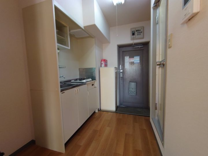 静岡県浜松市中央区富塚町(マンション)の賃貸物件の玄関