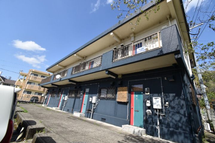 コーポクレイドルの外観