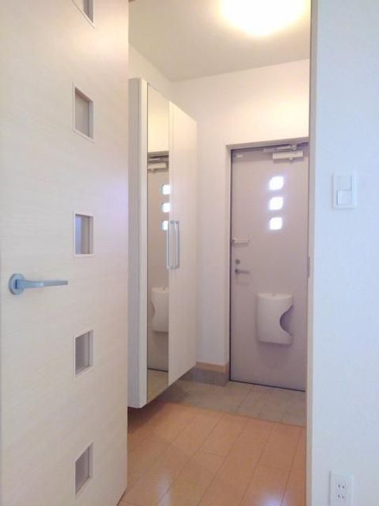 福島県福島市町庭坂字杉ノ下(アパート)の賃貸物件の玄関