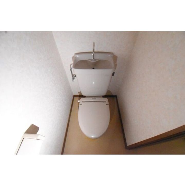 アイムビルの内装