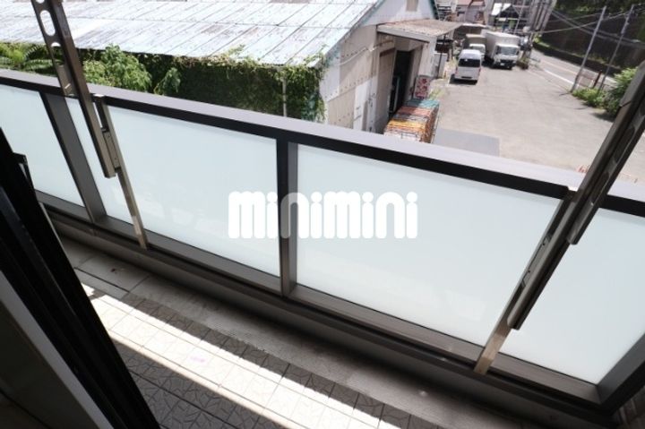 ドッゴミームの内装