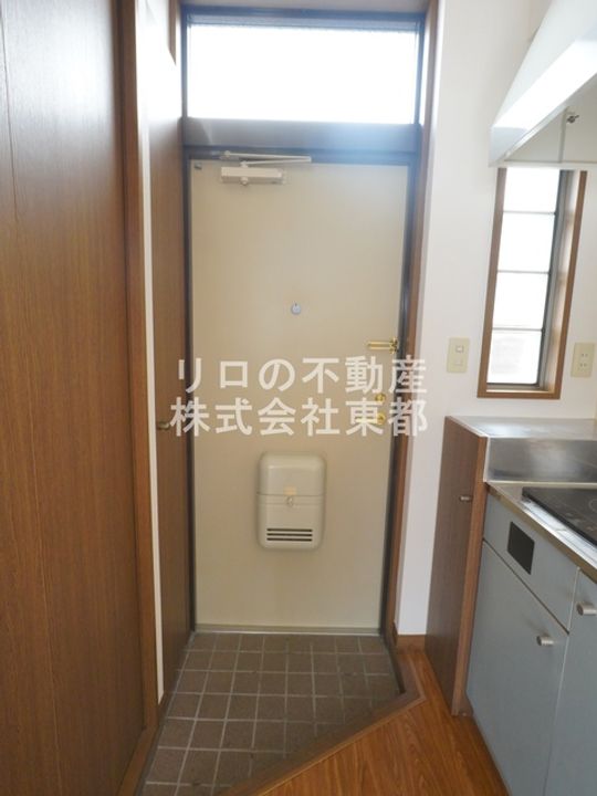 サングリーンハイツの玄関