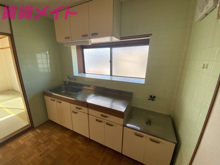 茂福荘のキッチン