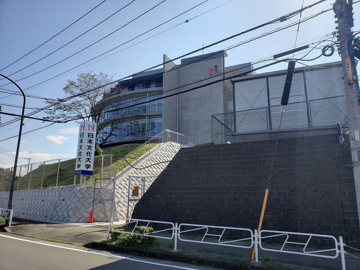 ヘルシオンの周辺