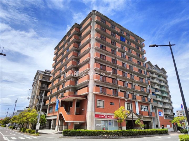 Uマンションの外観