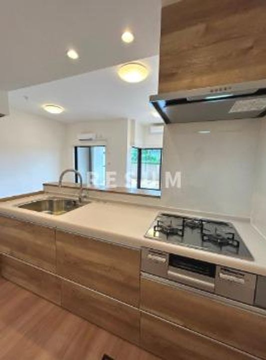 千葉県千葉市美浜区幸町1(マンション)の賃貸物件のキッチン