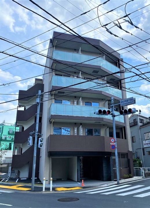 ディアレイシャス経堂の外観